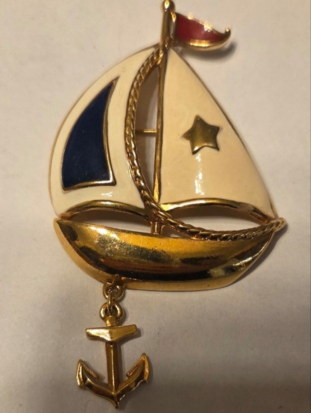 Vintage Avon Sailboat Brooch